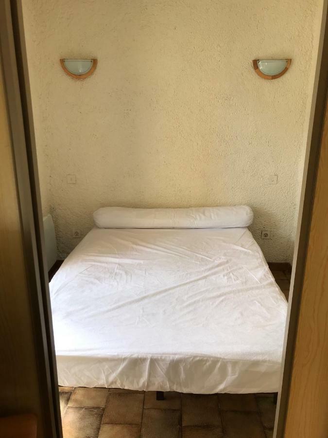 Residence Courbet Meylouga Котре Экстерьер фото